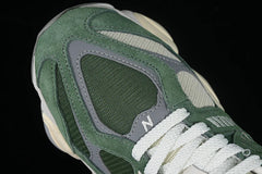 New Balance 9060 NORI Green