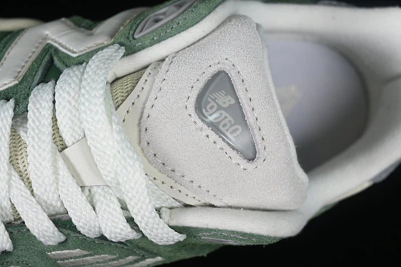 New Balance 9060 NORI Green